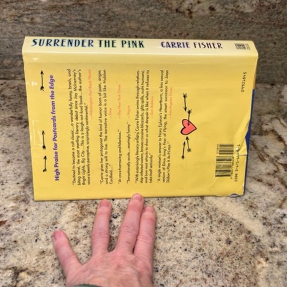 Book - Surrender the Pink, written by actress Carrie Fisher - Picture 2 of 7